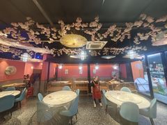 -老街烧烤大排档·地道湖北菜·龙虾馆(汉口火车站店)