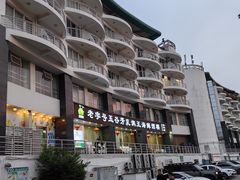 -五谷芳乳鸽王(海景店)