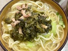 酸菜肉丝面-牛王庙众望面馆