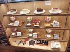 -猫的天空之城概念书店(杭州南宋御街店)