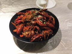 -巴厘龙虾·榜首油焖大虾(音乐学院·沿江酒馆店)