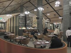 -WOLFGANG PUCK KITCHEN & BAR(迪士尼小镇店)