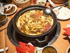 -一朵菌·野生菌探索家火锅(南亚店)