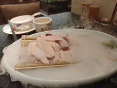 -得意咚瓜·顺德鱼生·冬瓜火锅(深圳首店)