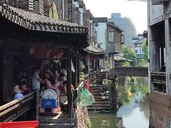 -丝绸小镇荻港古村