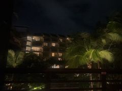 -亚龙湾喜来登·美景台大堂吧