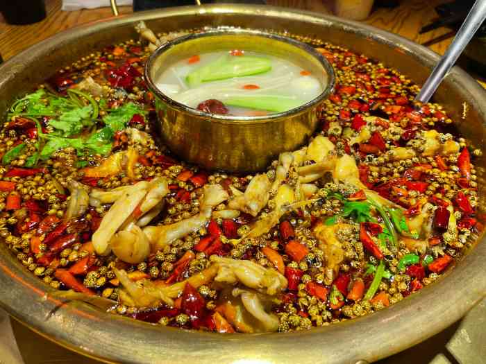 味之绝美蛙鱼头火锅(万达广场店)-"我的最爱 牛蛙 味道棒极了 性价比