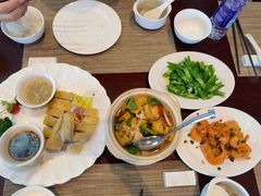 -亚龙湾老厨房·海南家常味