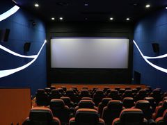 特色三号厅-天幕新彩云国际影城(激光巨幕店)