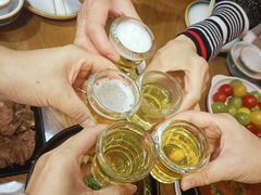 -三鞭一花·独一处·元英砂锅(海光寺店)