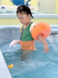 -鱼乐贝贝婴幼儿水育馆(达文路店)