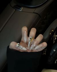 -斯馨·健康美甲美睫