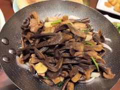 -鲁南仔·滕州炒鸡(经三路店)