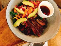 煎牛肉能量Bowl-Wagas沃歌斯(太古汇店)