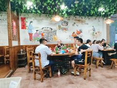 大堂-三里屯土灶炖公鸡地锅鸡(江东店)