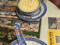 -广信牛奶甜品世家(台东店)