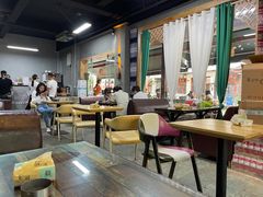 大堂-婉泰·特色小吃·舂鸡脚(告庄二店)