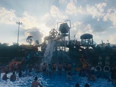 -欢乐水魔方水世界