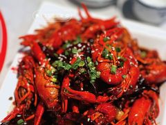 簋街小龙虾-海岛八号龙虾烧烤田鸡(蓝天路总店)