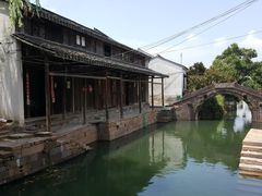 -丝绸小镇荻港古村