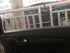 -震九州熟食(凯旋路店)
