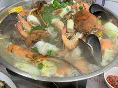 招牌海鲜骨煲-凤城康记饭店