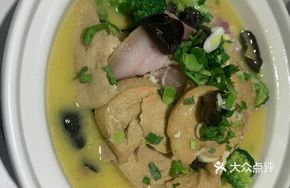 Steamed Tofu Skin with Salted Pork