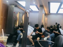 -米可造型烫发染发