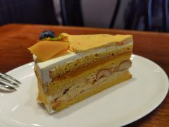 柿子南瓜奶油蛋糕-black rainbow coffee