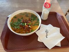 -小鱼小面(小汤山店)