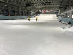 -乔波室内滑雪场