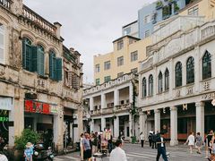 -吴日彪蒜香猪牛排(水巷口店)
