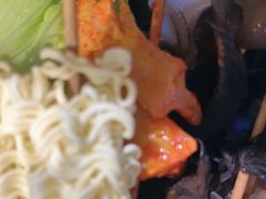 -佰人王串串香火锅(洋珠巷店)