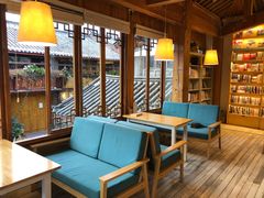 -猫的天空之城概念书店(丽江古城饮玉巷店)