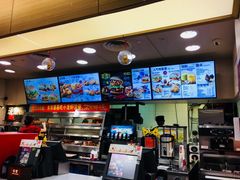 -肯德基(平江新城店)