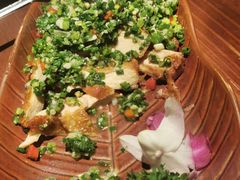 大理风味葱椒鸡-花马天堂云南餐厅 Lost Heaven(外滩店)