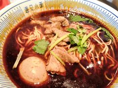 红烧肥肠面-遇见小面(白云机场T2安检外店)