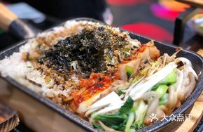 Iron Shovel Mixed Grilled Beef Rice