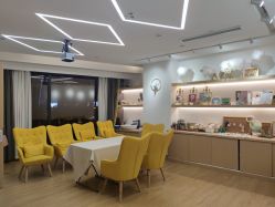 点击看大图 -慢脚印孕产中心(园区国金店)