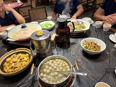 -湘力力小院·鱼汤泡饭(枫林路店)