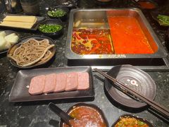 -重庆九记老火锅(广场店)