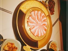 -猪啊牛呀羊啊铜盘烤肉(正大广场店)