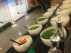 -呷哺呷哺(普陀乐购真北店)