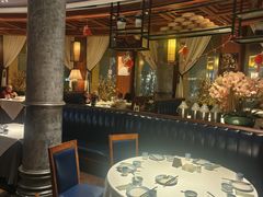 -八府香鸭·啫啫煲(华山路店)