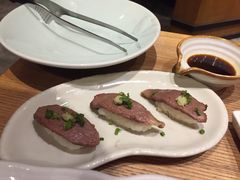 牛道特制霜降手握寿司-御牛道日式烤肉料理(杭州万象城店)