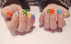 -悦指间美甲美睫