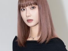 -M Stand(深圳龙岗万科广场店)