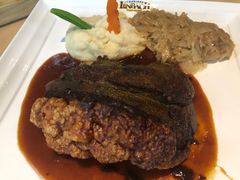 -LENBACH兰巴赫西餐啤酒坊(大连东港店)