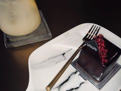 -UNI UNI(环亚凯瑟琳店)