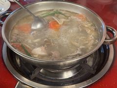 羊肉汤-老石黑山羊毛驴肉火锅(金凯广场店)